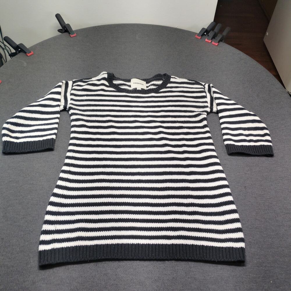 Lands End Womens Sweater Medium M Short Sleeve Striped Navy Blue White Knit Top